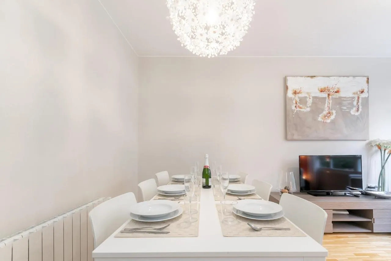Elegance Barcelona Rentals 0*,  Spain
